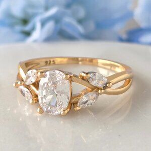 Oval Leaf Ring Nature Inspired - 925 Sterling Silver Charmed Aroma 10k Gold